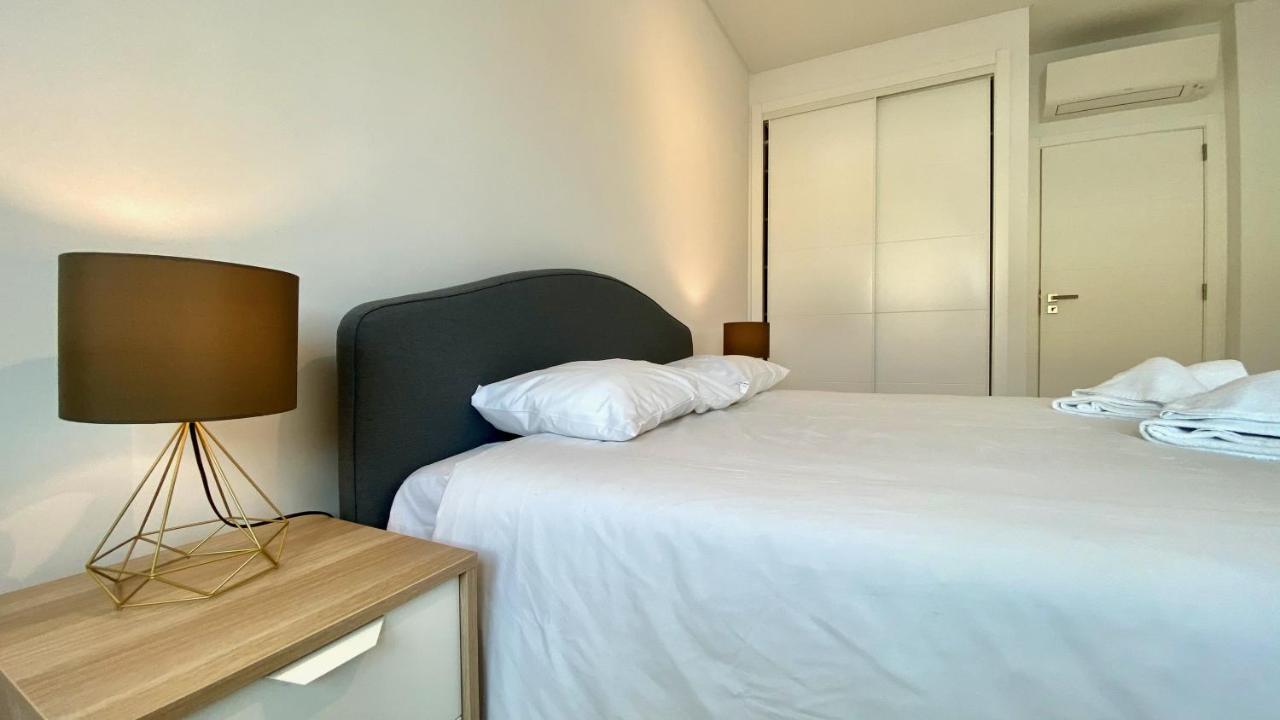 The Sunny Dune - Luxury Apartment W/ Pool & Private Terrace เฟอร์เรล ภายนอก รูปภาพ